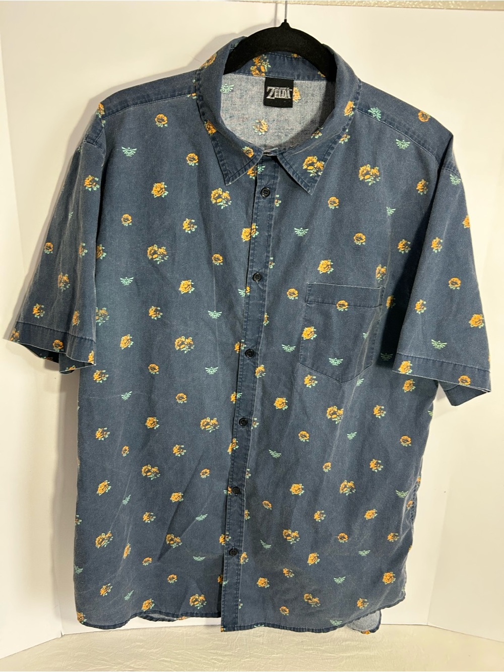 Zelda Short Sleeve Button Up Shirt Men’s
